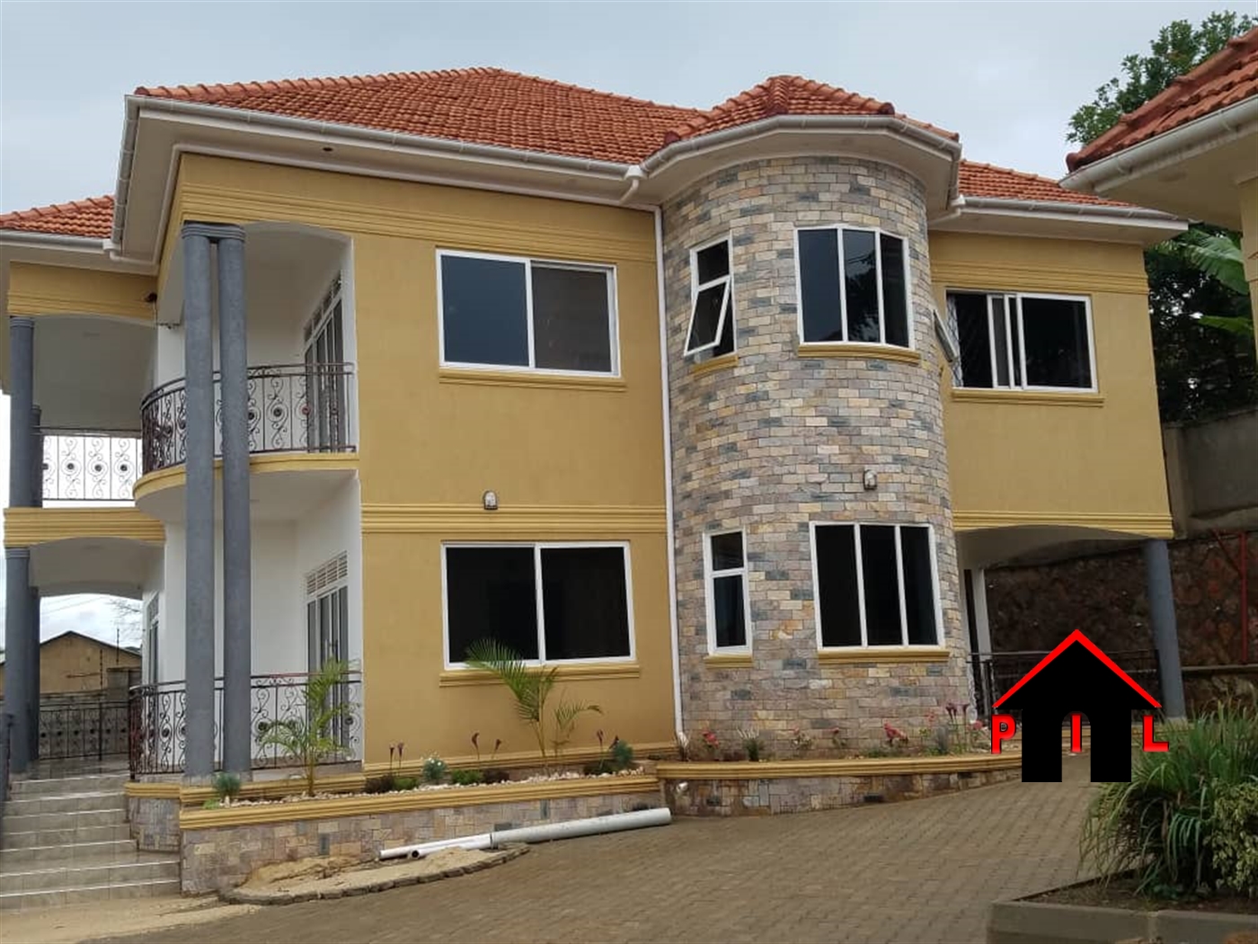 Mansion for sale in Kitende Wakiso