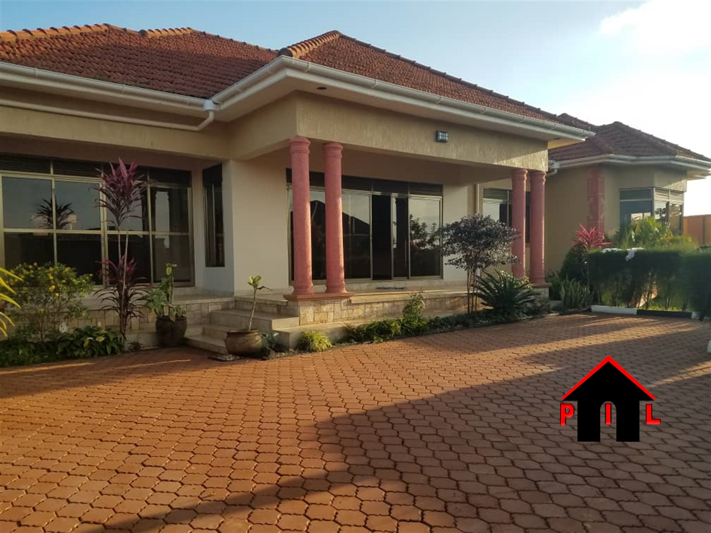 Bungalow for sale in Lutembe Wakiso