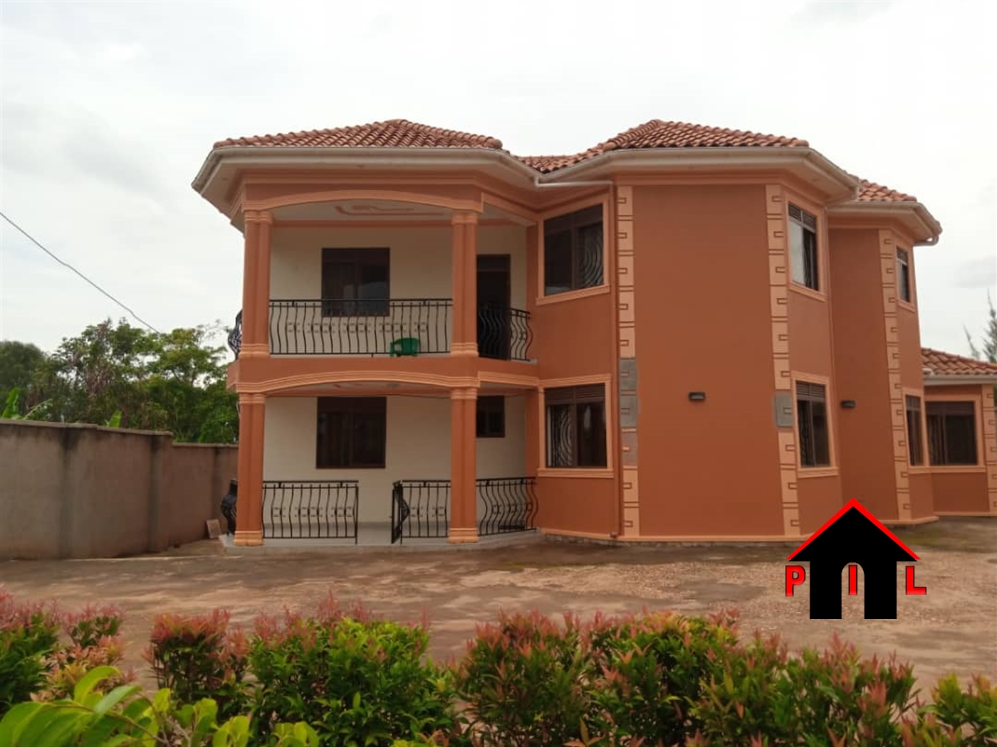 Storeyed house for sale in Busukuma Wakiso