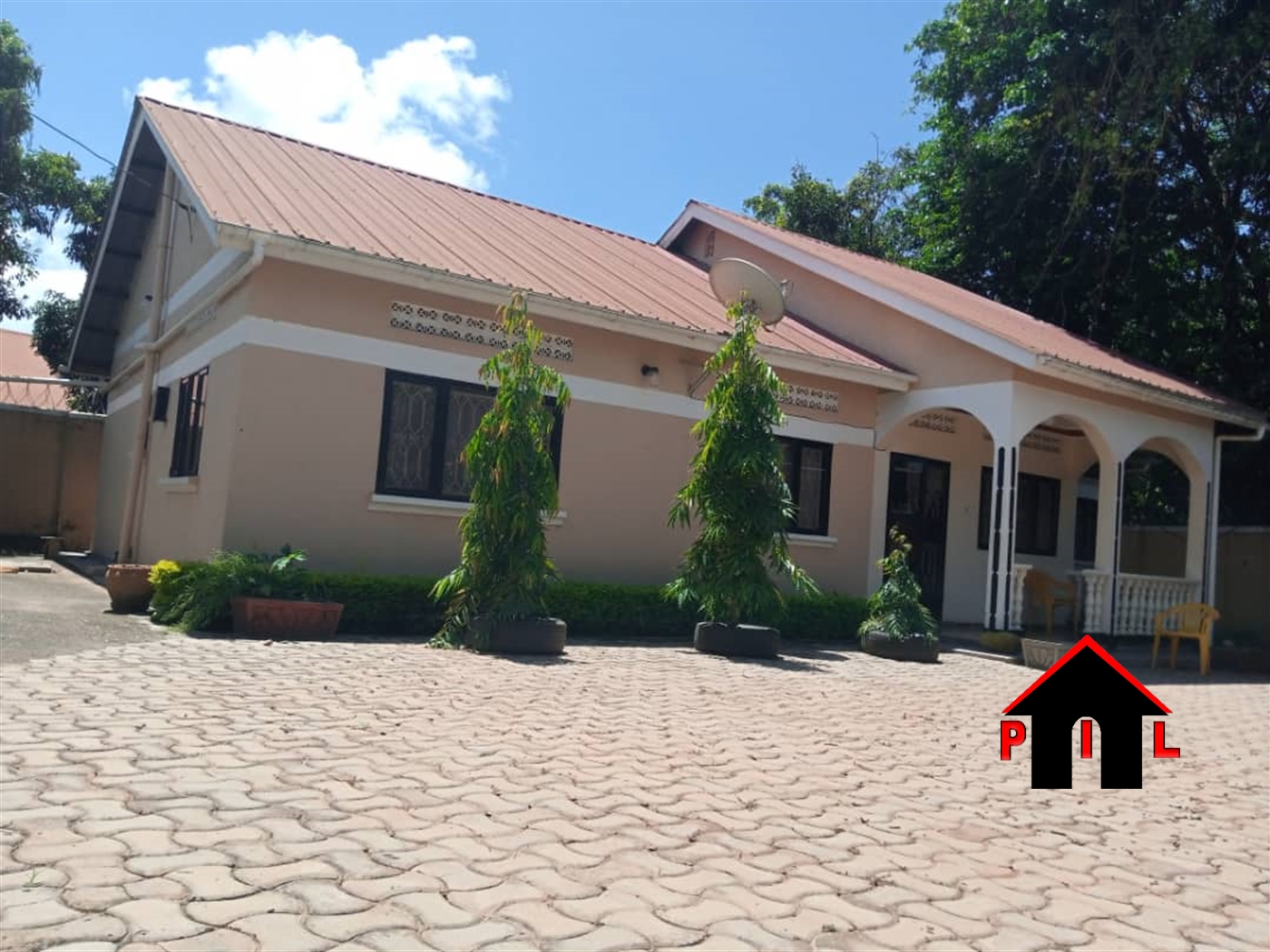 Bungalow for sale in Entebbe Wakiso