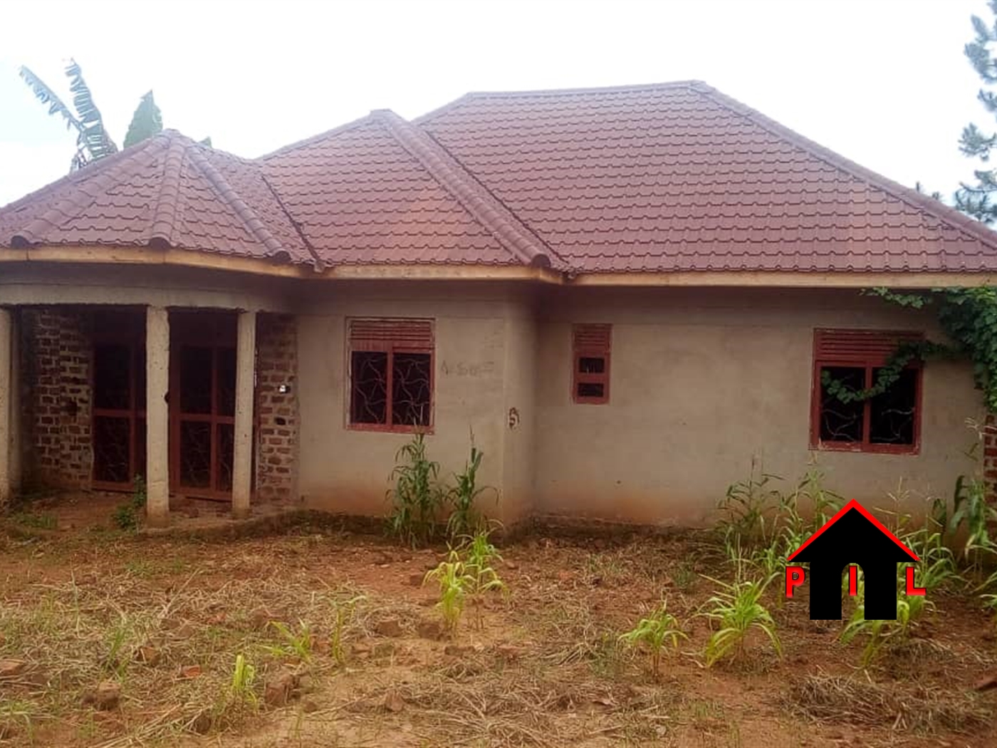 Bungalow for sale in Nakweelo Wakiso