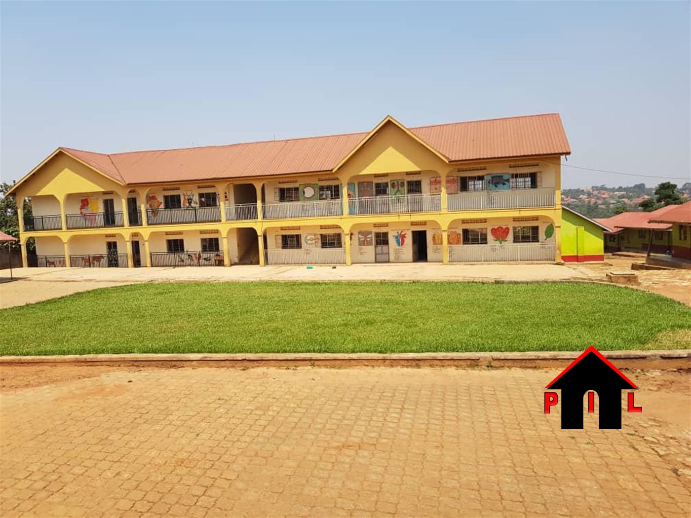 School for sale in Seeta Mukono