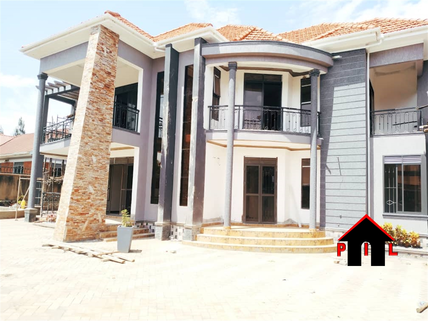 Storeyed house for sale in Naalya Wakiso