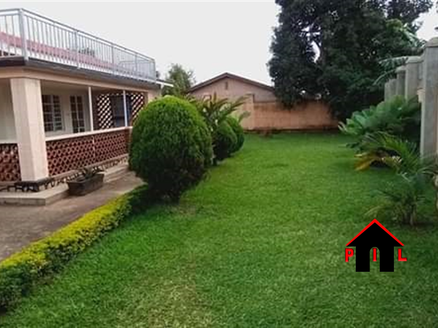 Bungalow for sale in Najjanankumbi Wakiso