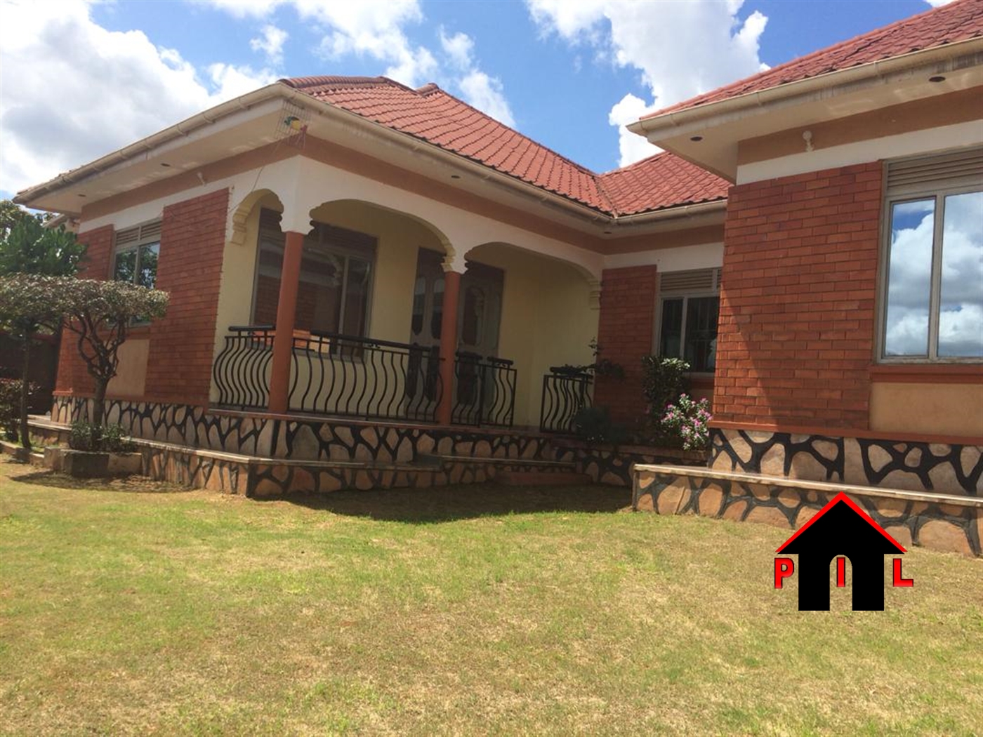 Bungalow for sale in Mityana Mityana