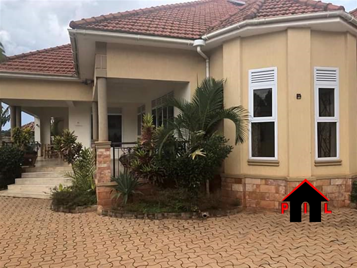 Bungalow for sale in Kiwaatule Wakiso