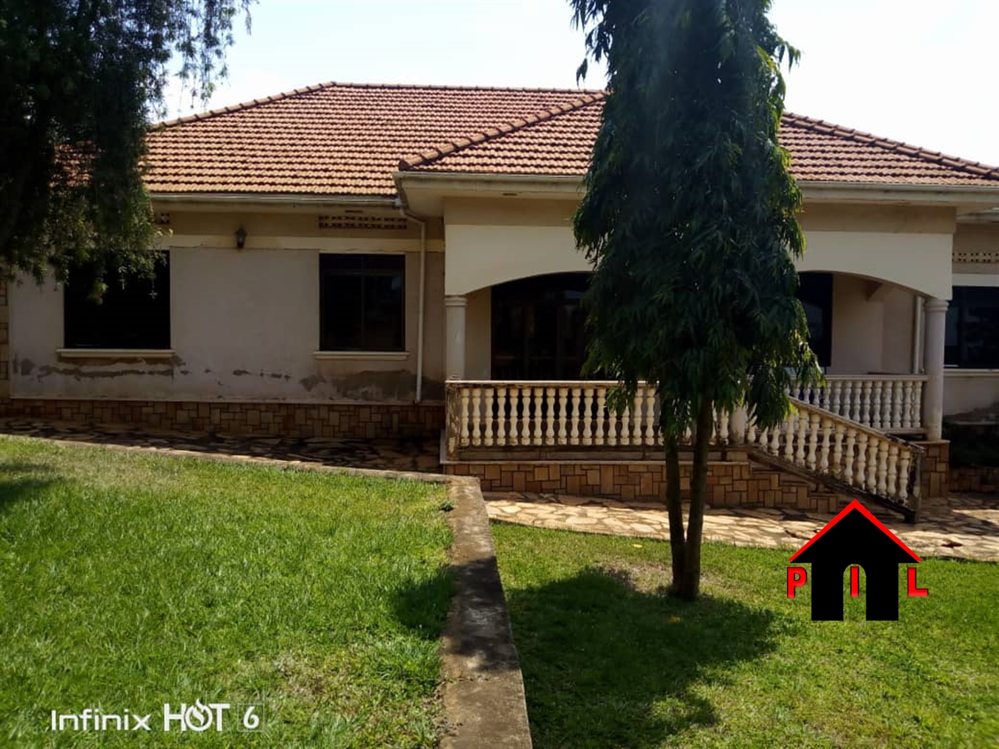 Bungalow for sale in Kyambogo Wakiso