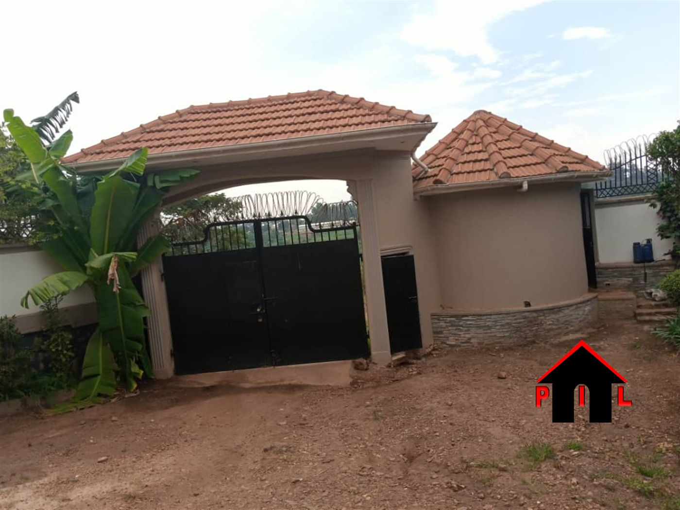 Storeyed house for sale in Naalya Wakiso