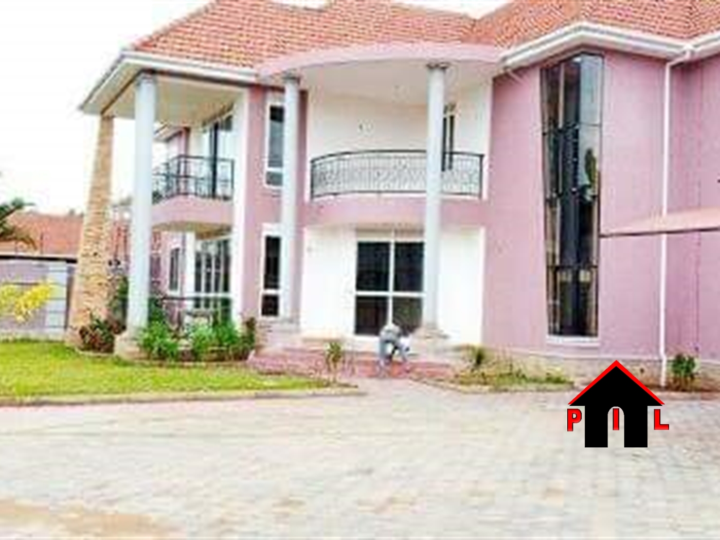 Mansion for sale in Munyonyo Kampala