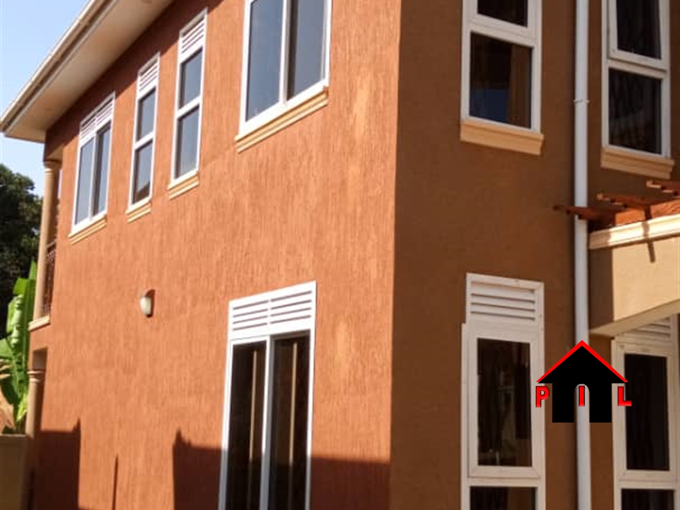 Storeyed house for sale in Kyaliwajjala Wakiso