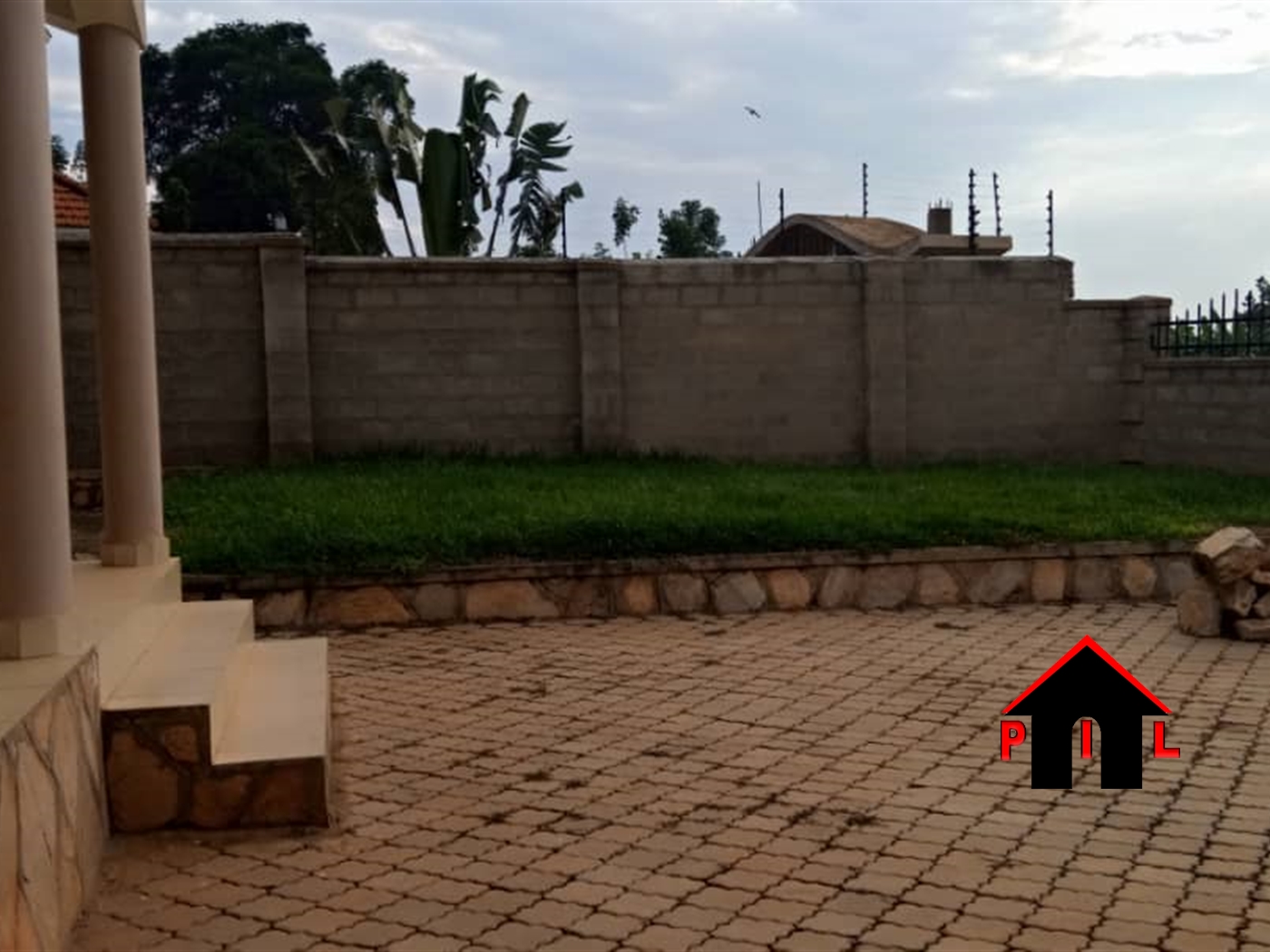 Bungalow for sale in Kira Wakiso