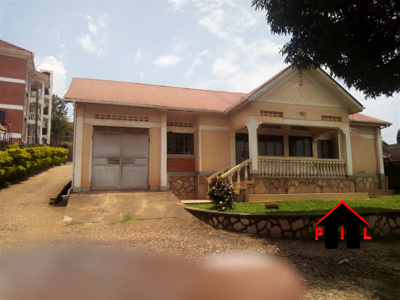 Bungalow for sale in Kigoowa Kampala