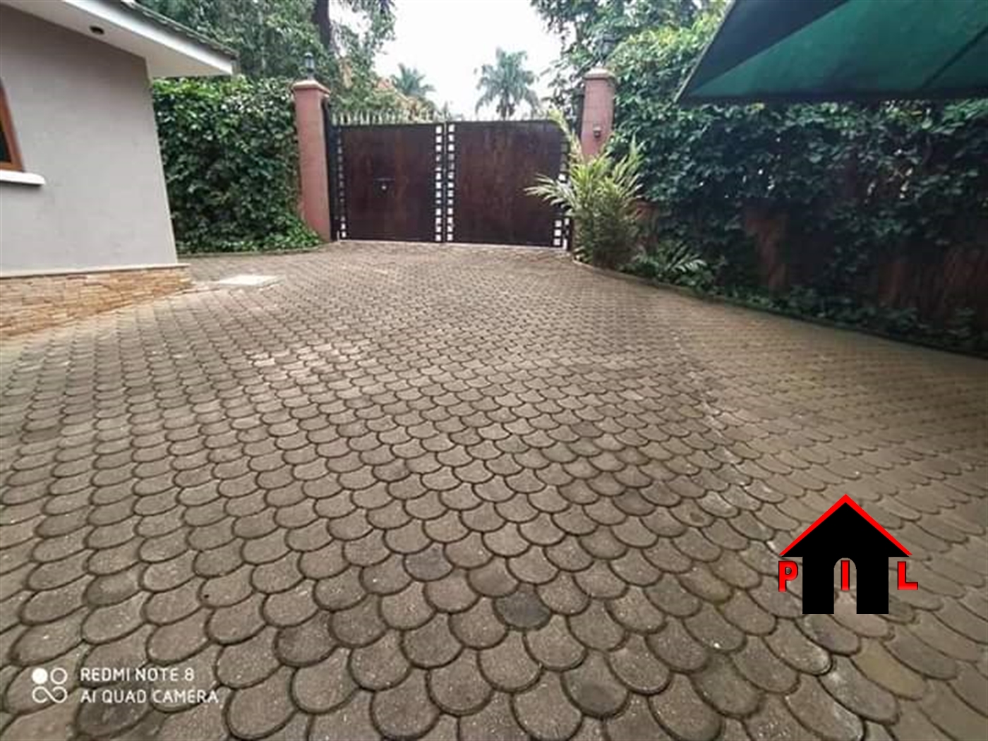 Storeyed house for sale in Kololo Kampala