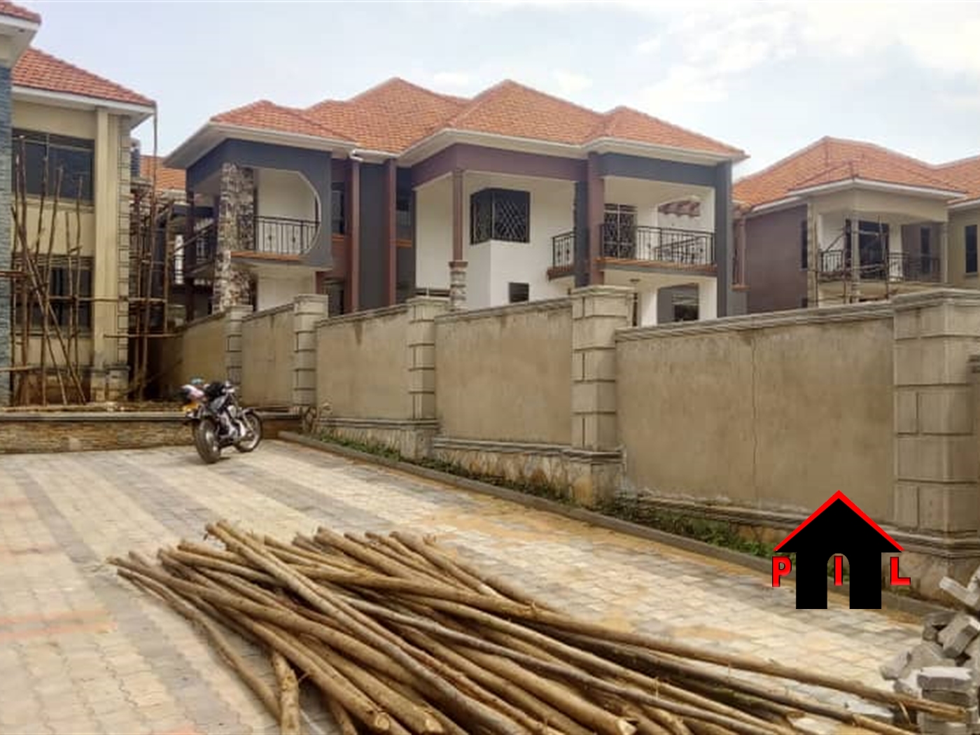 Storeyed house for sale in Kiwaatule Wakiso