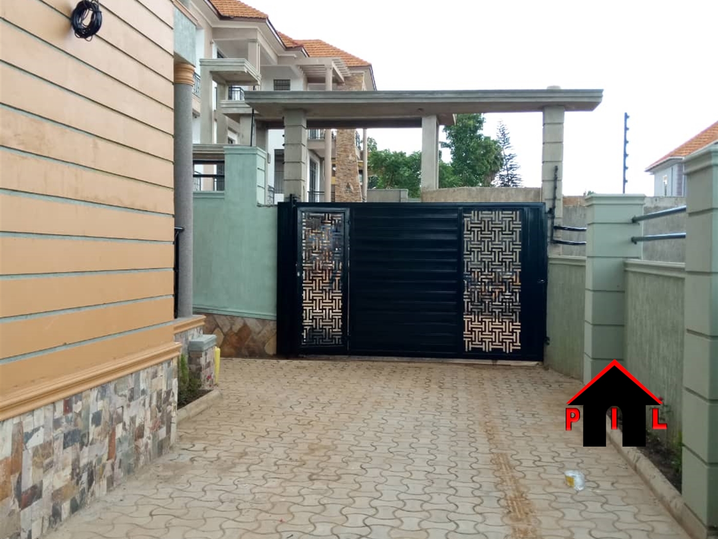 Apartment for sale in Kyanja Kampala