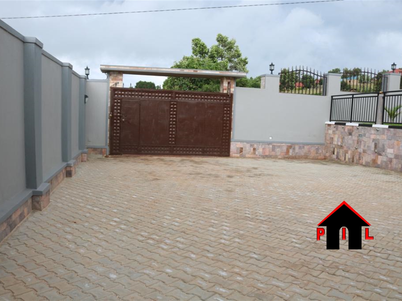 Bungalow for sale in Maya Wakiso