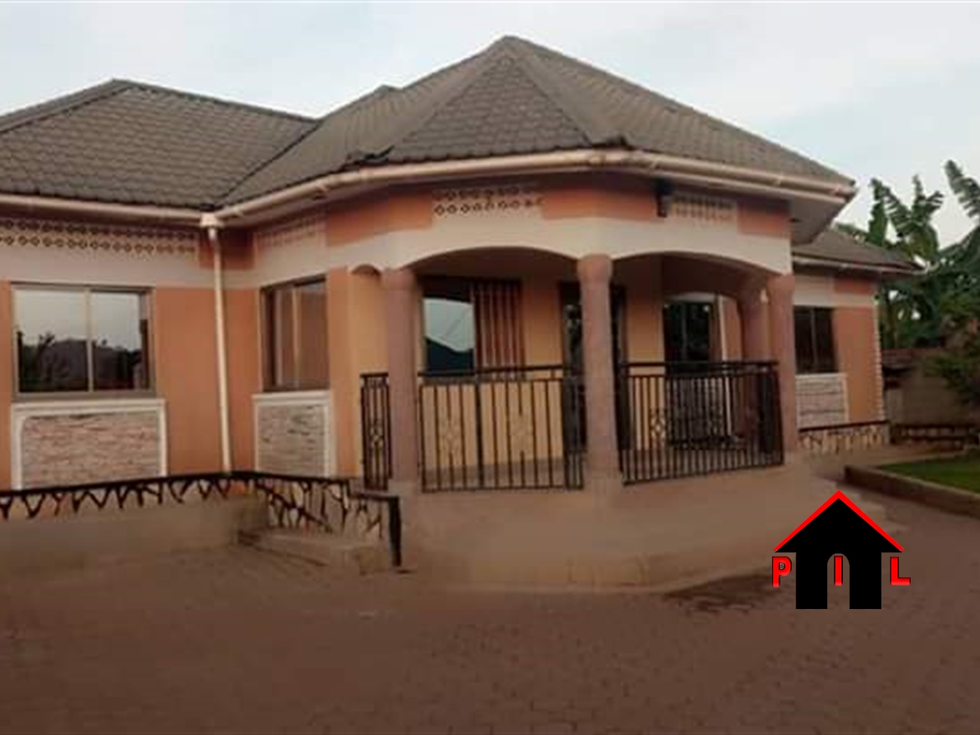 Bungalow for sale in Kitende Wakiso