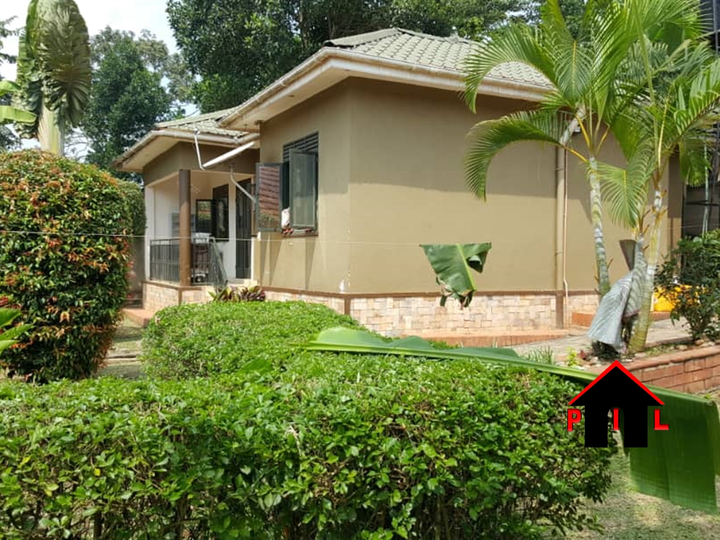 Bungalow for sale in Kitende Wakiso