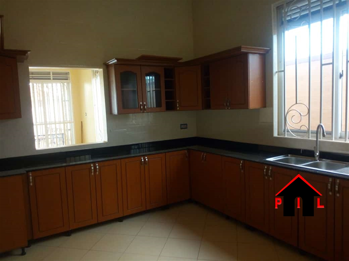 Mansion for sale in Mutungo Kampala