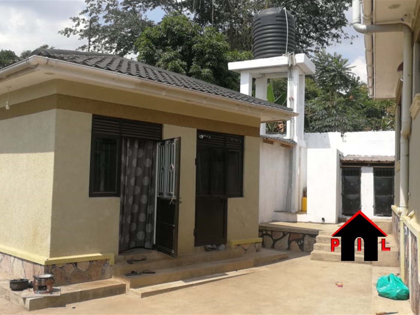 Bungalow for sale in Kanyanya Mityana