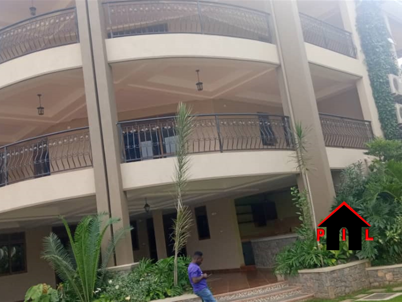 Mansion for sale in Muyenga Kampala