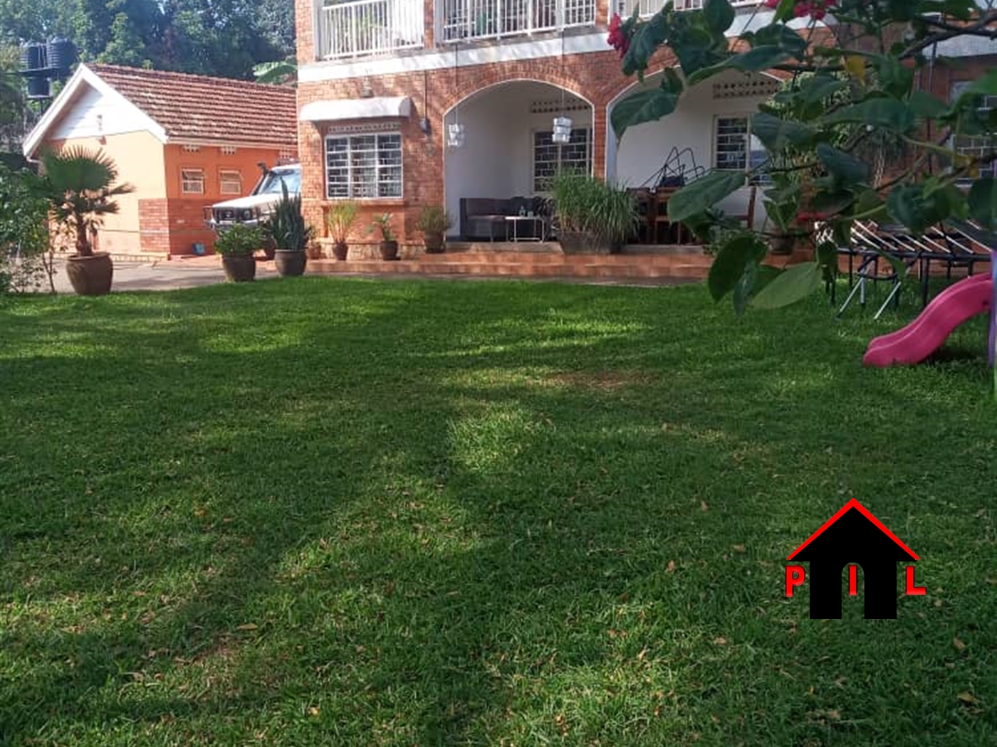 Mansion for sale in Kololo Kampala