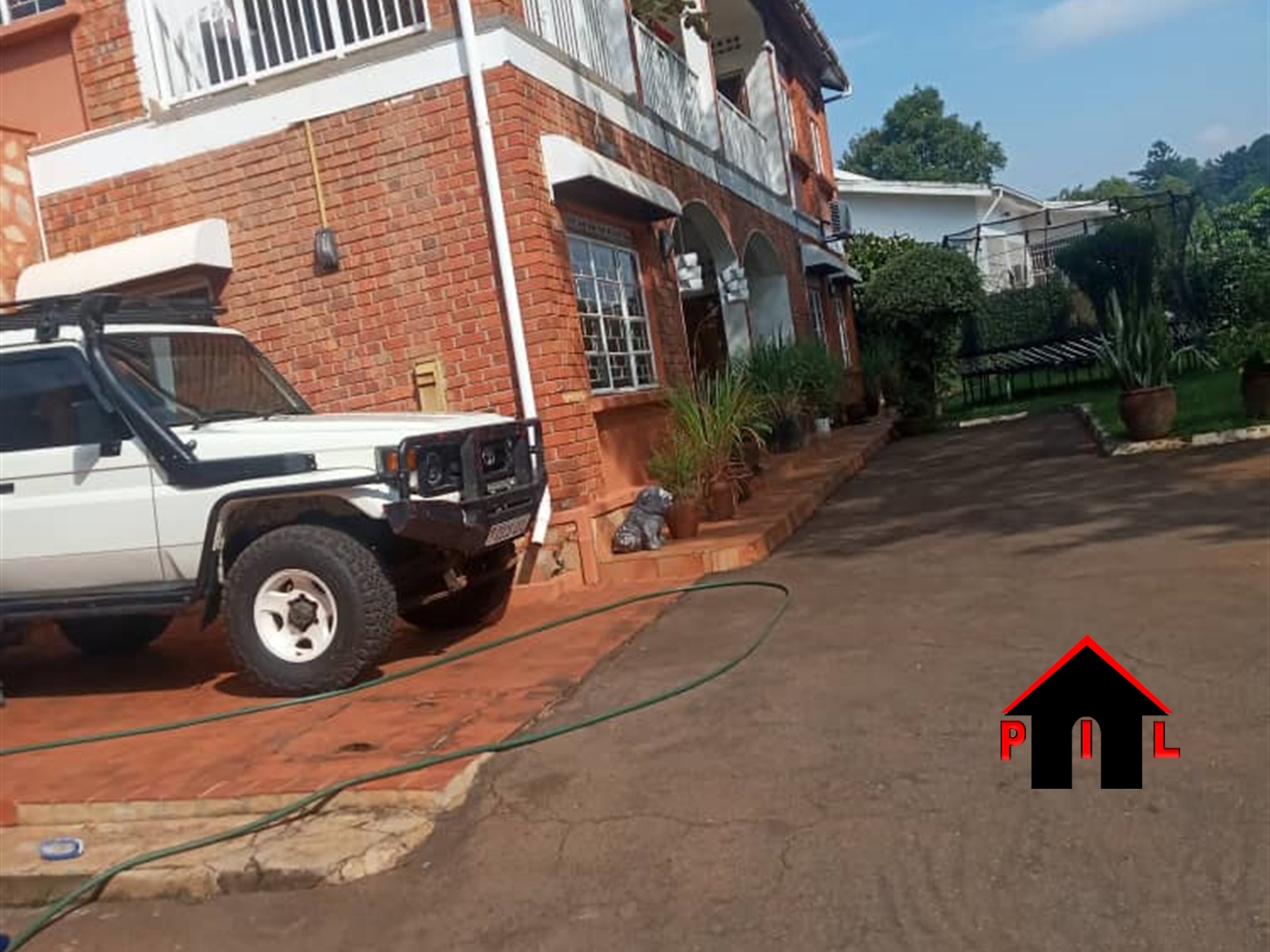 Mansion for sale in Kololo Kampala