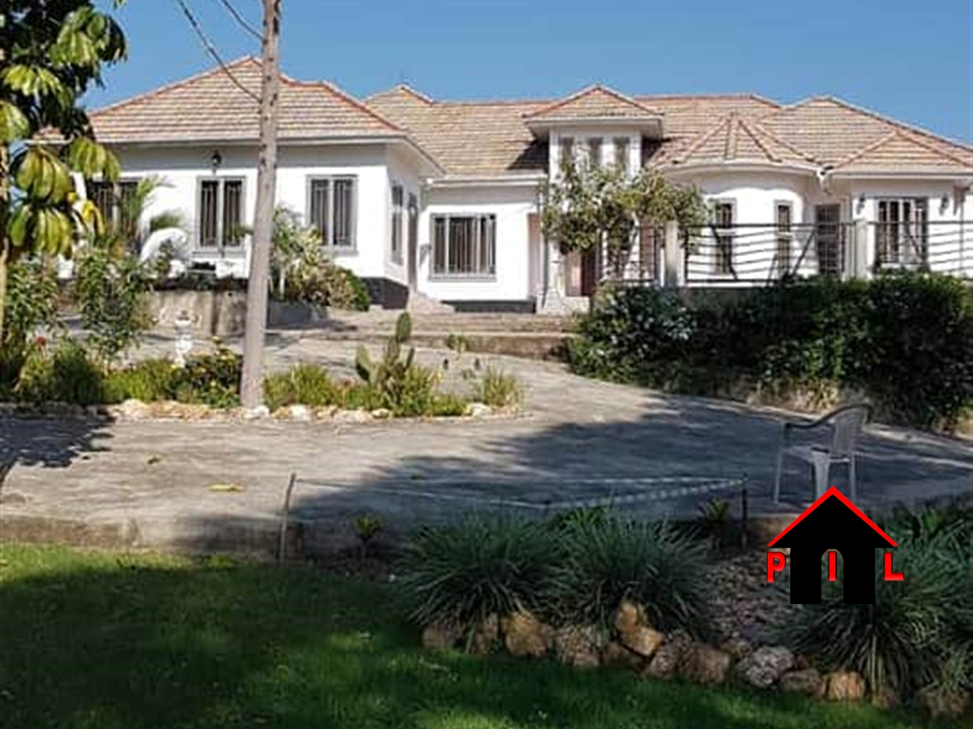 Mansion for sale in Kakiri Wakiso