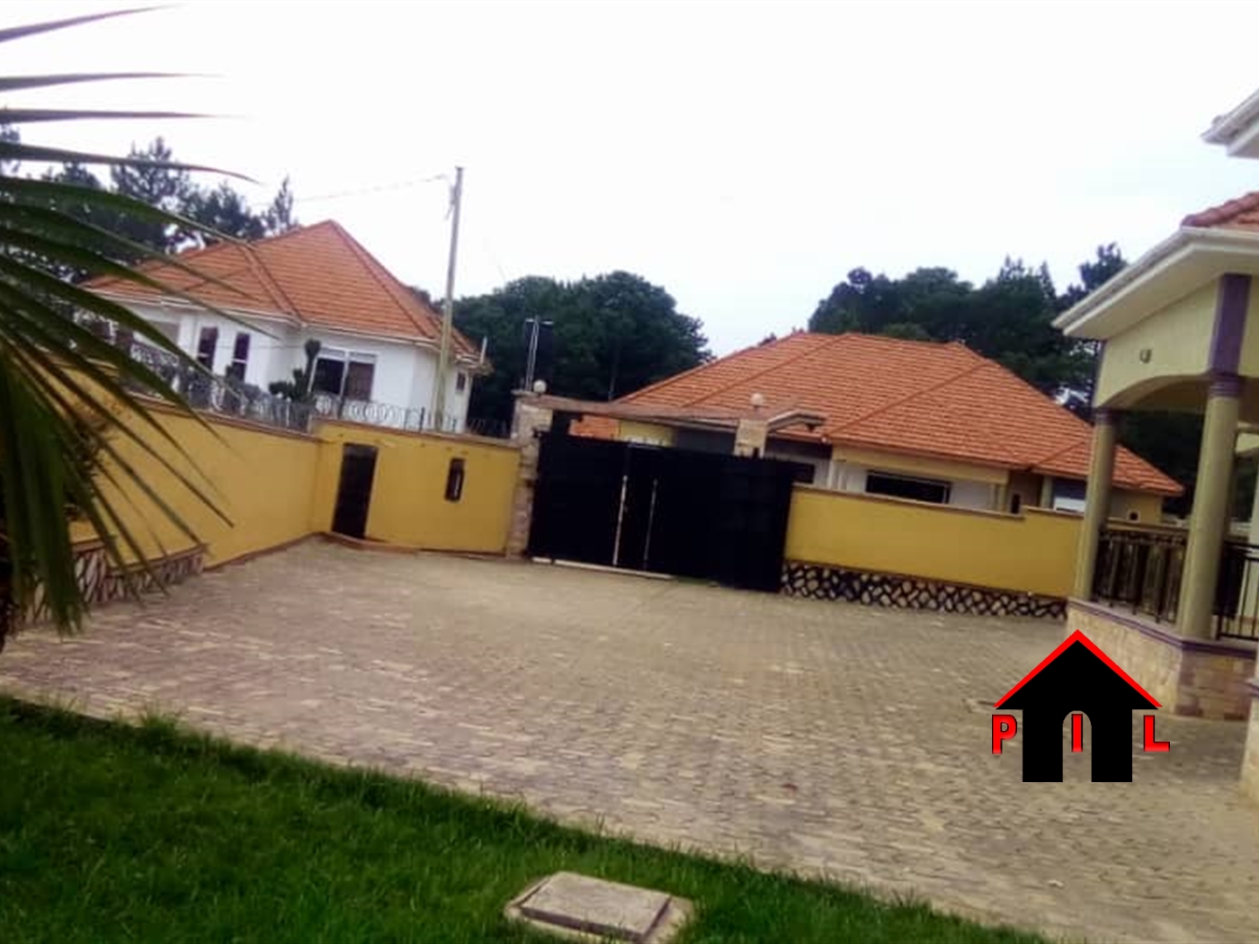 Bungalow for sale in Kira Wakiso