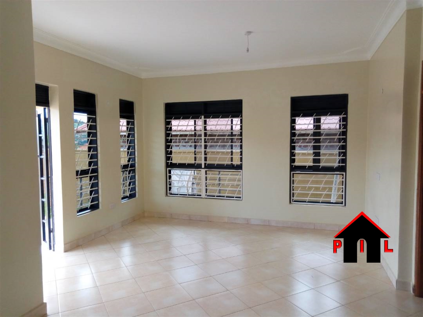 Storeyed house for rent in Kulambilo Kampala