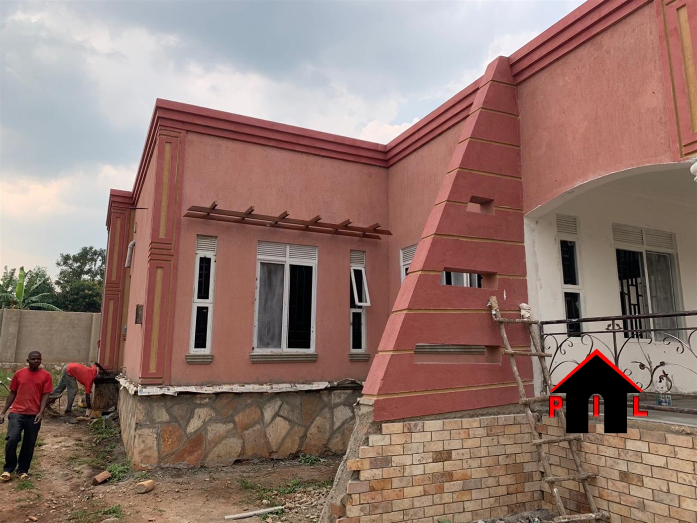 Bungalow for sale in Nakweelo Wakiso