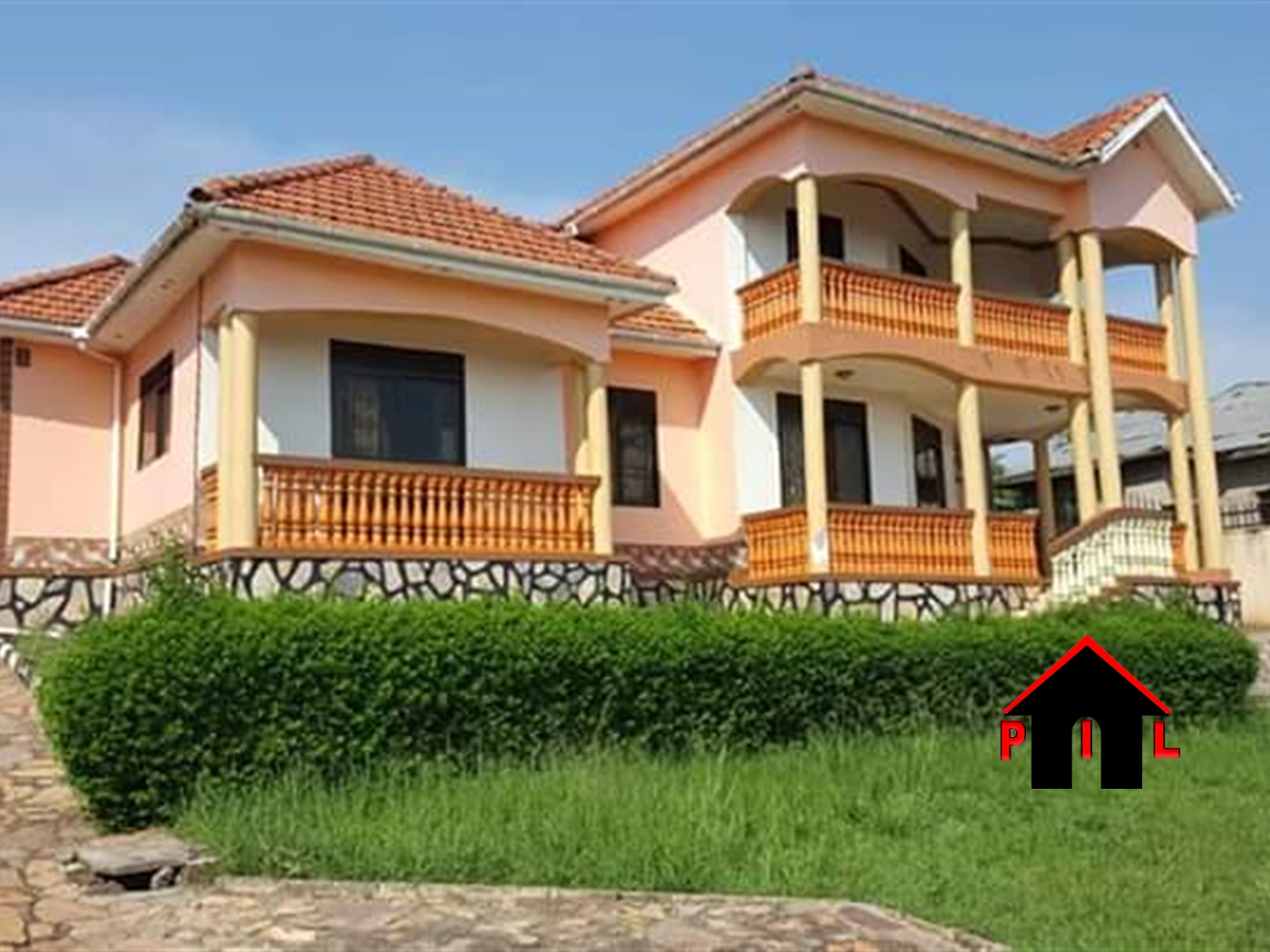 Mansion for sale in Bwebajja Wakiso