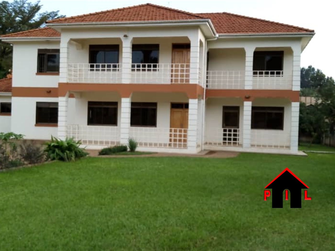 Storeyed house for rent in Naguru Kampala