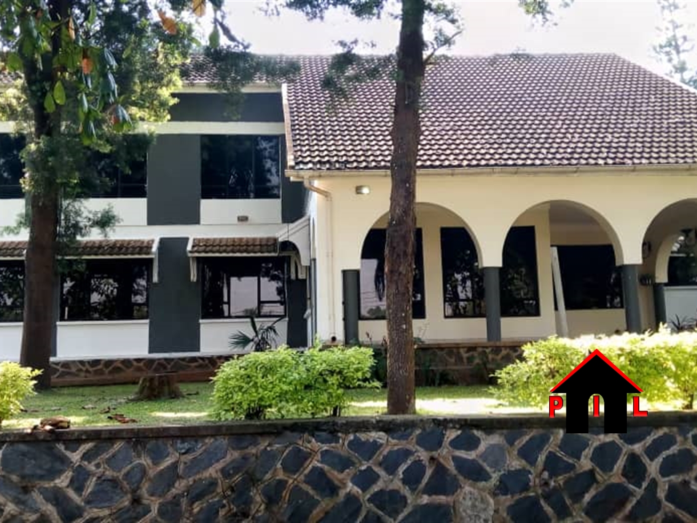 Storeyed house for rent in Ntinda Kampala