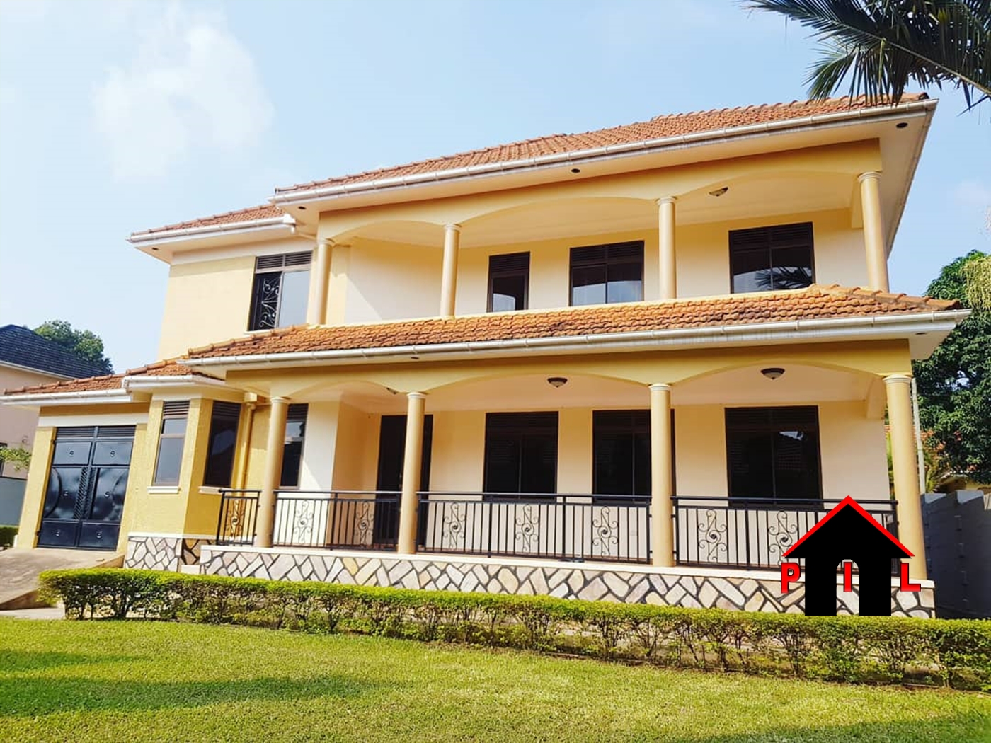 Storeyed house for rent in Bbunga Kampala