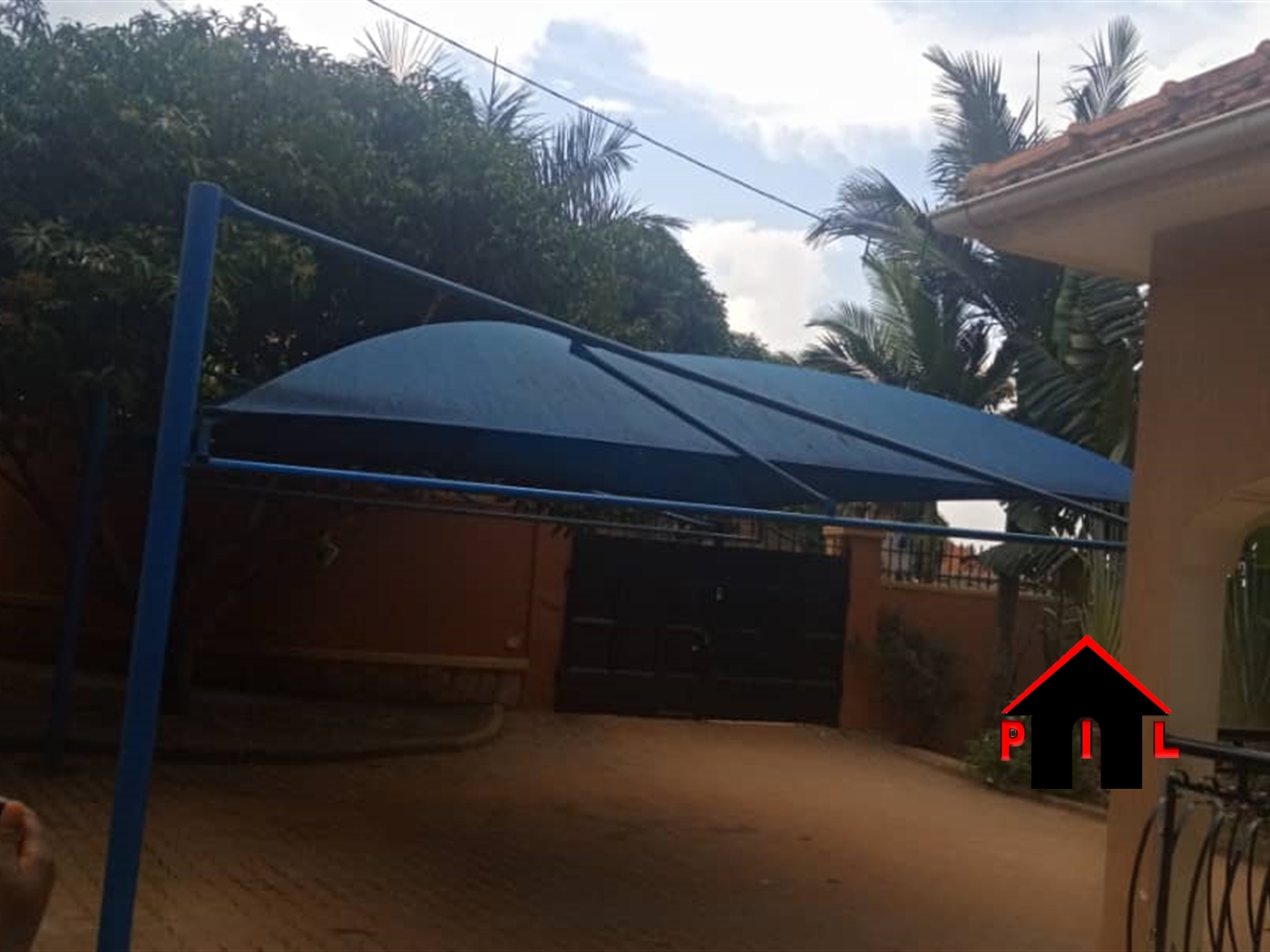 Bungalow for sale in Kira Wakiso