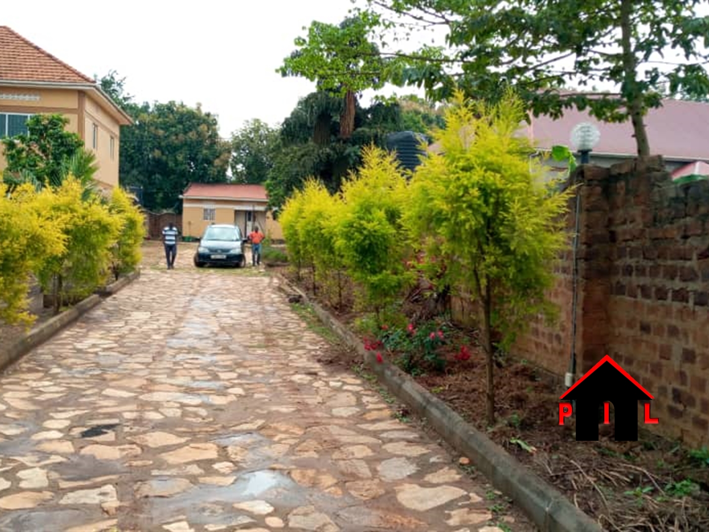 Storeyed house for sale in Nsasa Wakiso