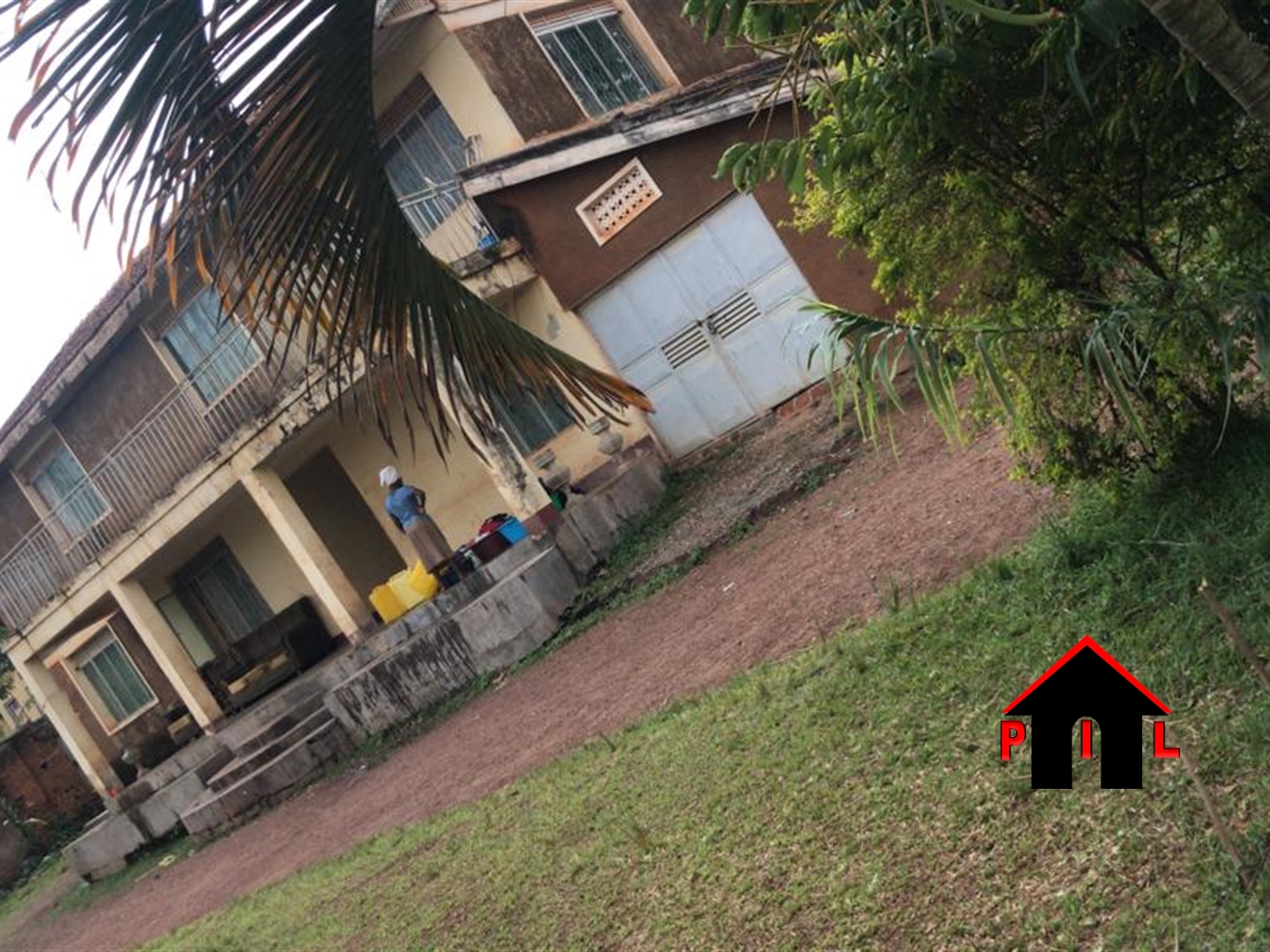 Storeyed house for sale in Makerere Kampala