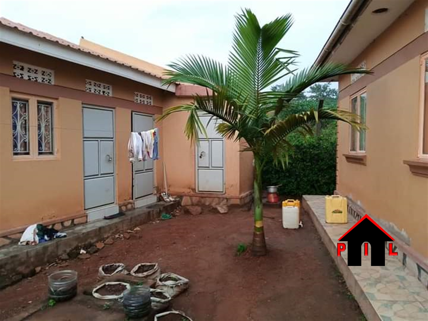 Bungalow for sale in Kitemu Masaka