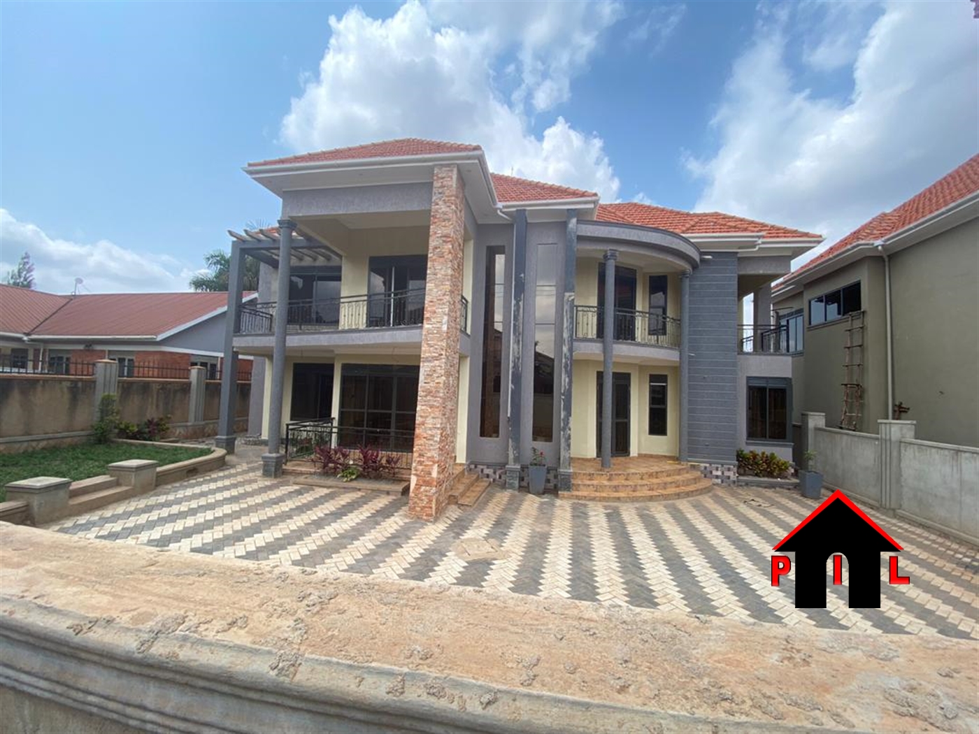 Storeyed house for sale in Naalya Wakiso