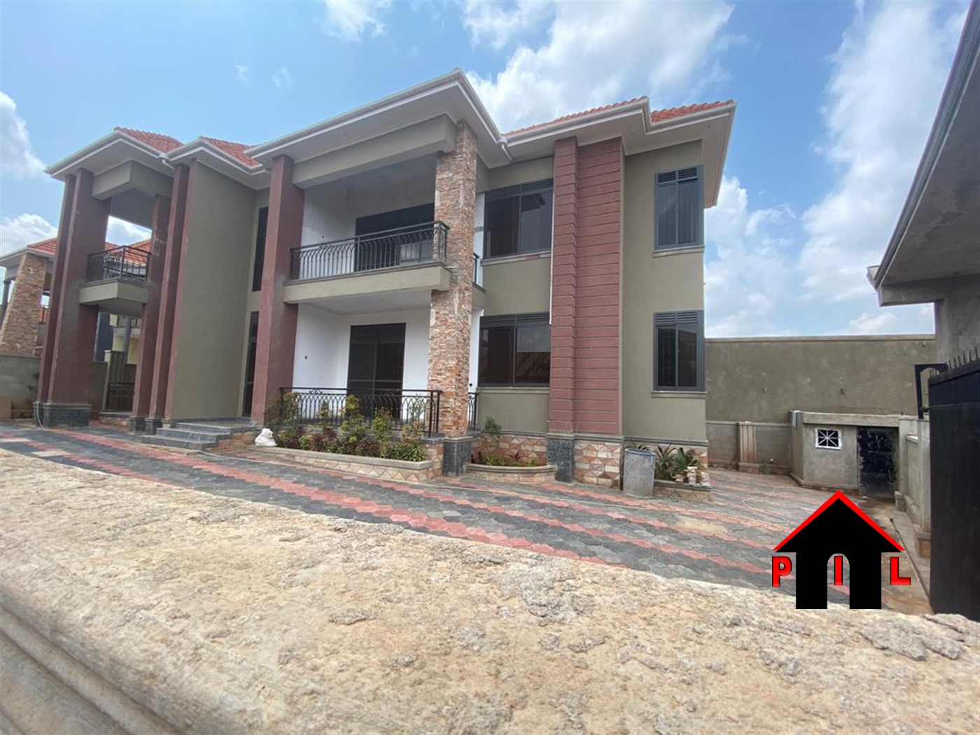 Storeyed house for sale in Naalya Wakiso