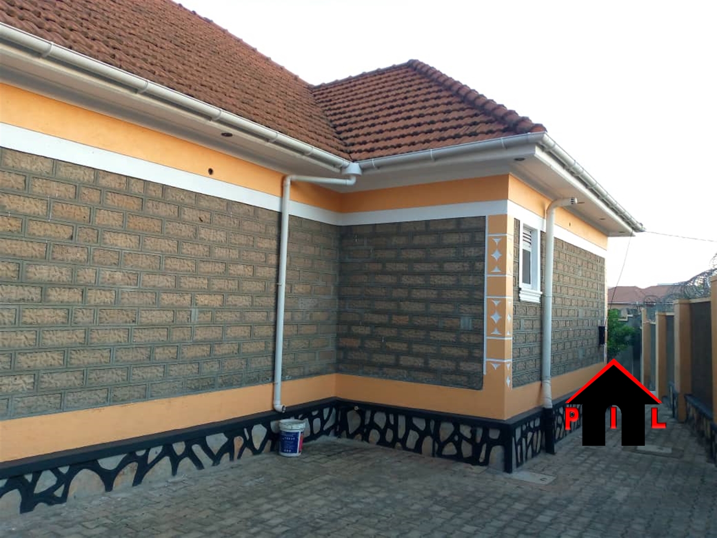 Bungalow for sale in Kitende Wakiso