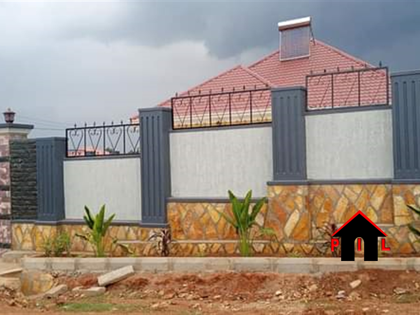 Bungalow for sale in Nakweelo Wakiso