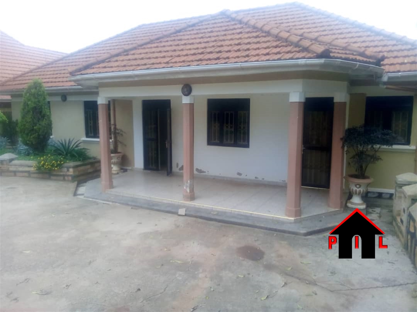 Bungalow for sale in Bweyogerere Wakiso