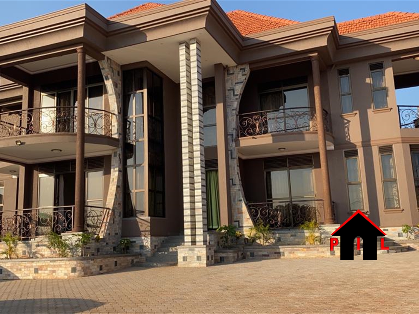 Mansion for sale in Lubowa Wakiso