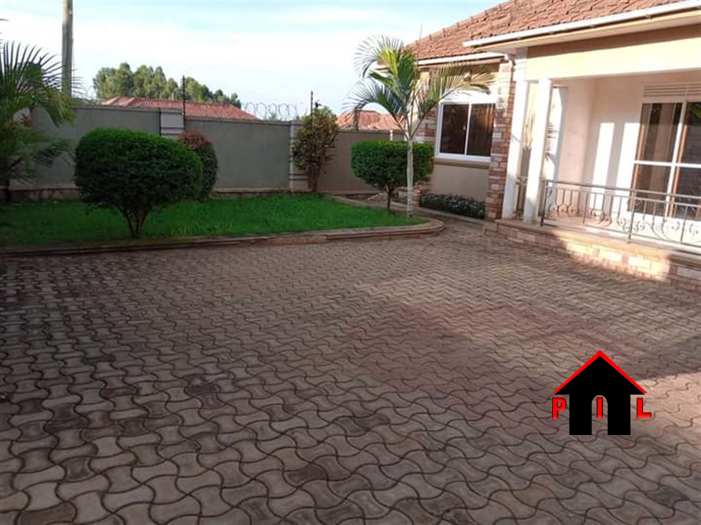 Bungalow for sale in Kira Wakiso