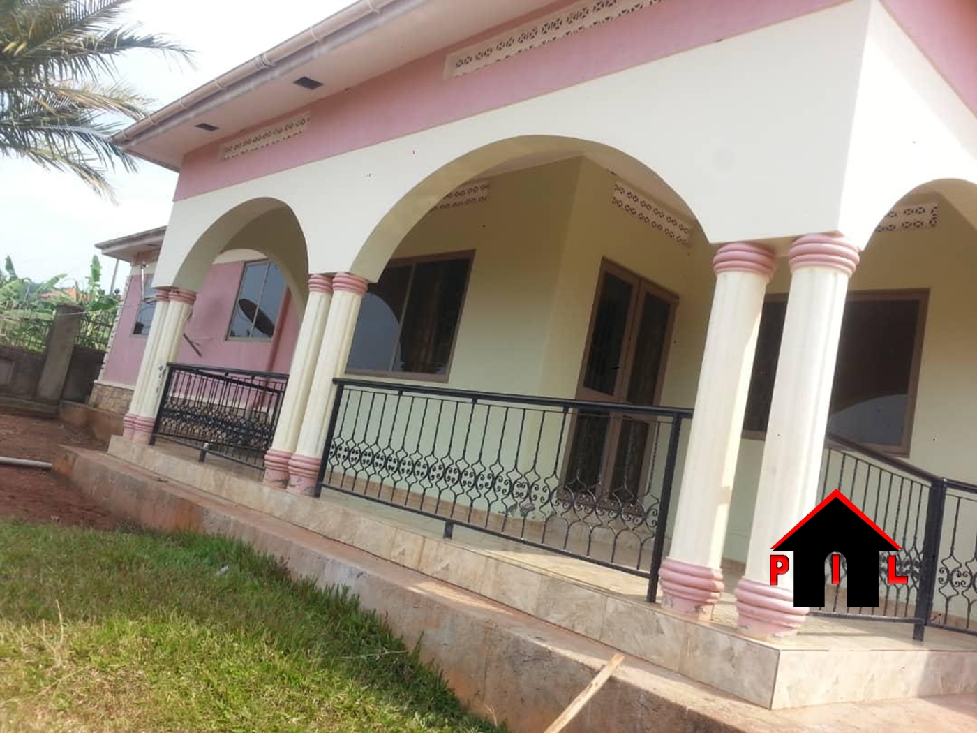 Bungalow for sale in Bwebajja Wakiso