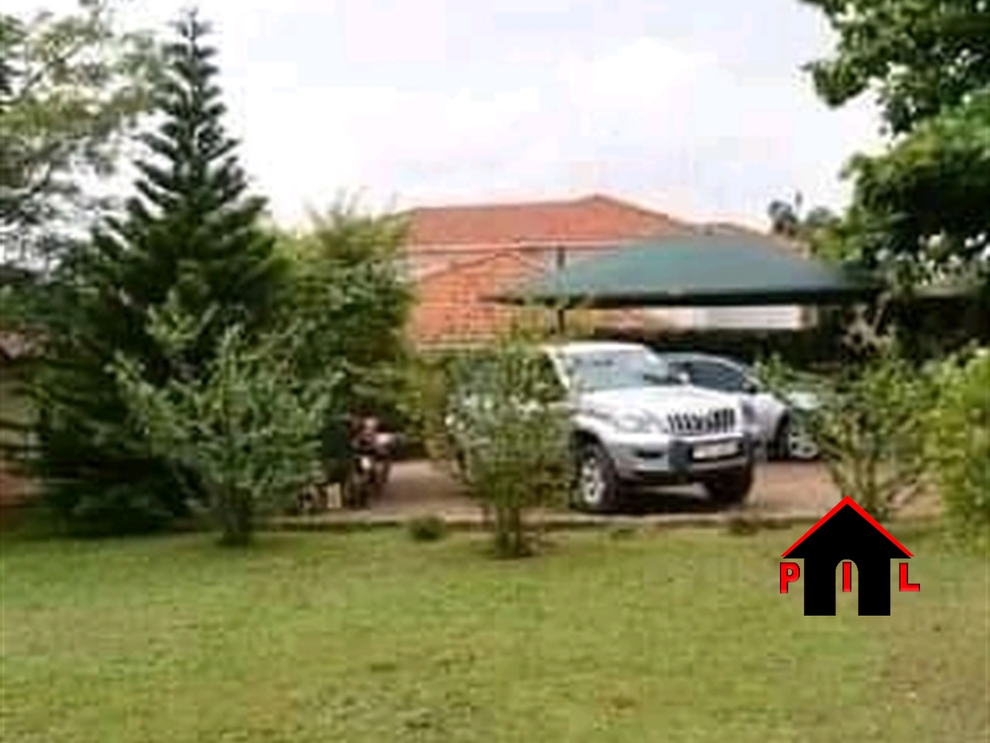 Bungalow for rent in Mbuya Kampala