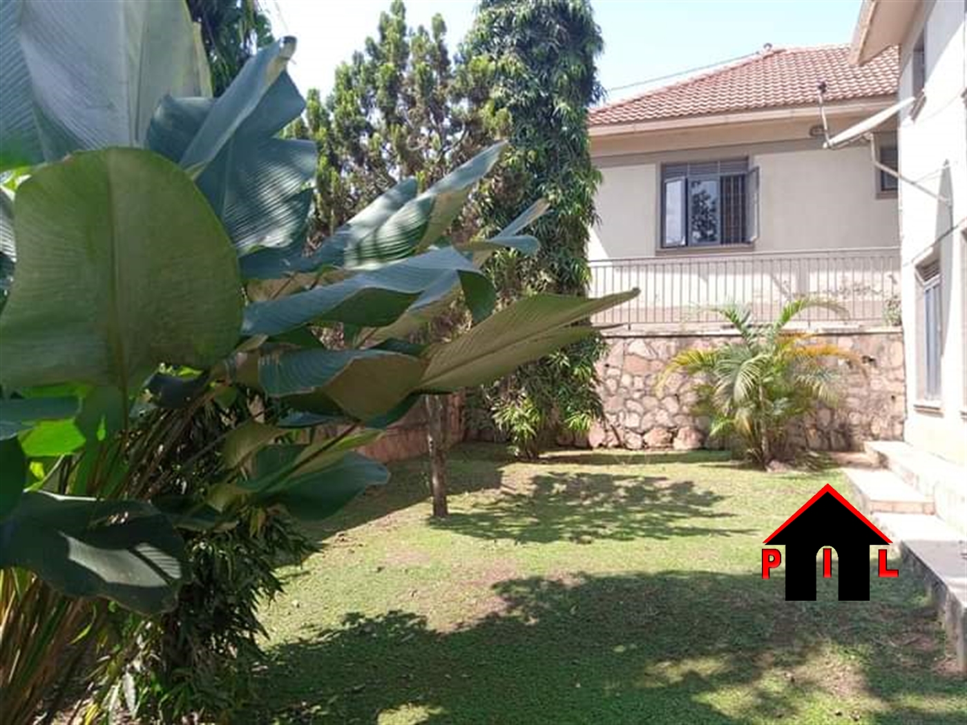 Storeyed house for sale in Naalya Wakiso