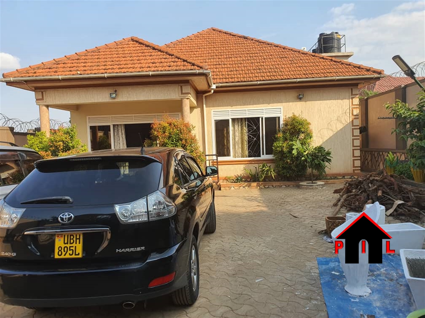 Bungalow for sale in Kisaasi Kampala